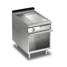 Baron Q70FTV/E625 Queen7 Electric Flat/Ribbed Chrome Griddle Plate On Open Cabinet - 600mm