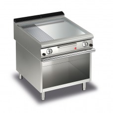 Baron Q90FTTV/G825 Queen9 Gas Flat/Ribbed Chrome Griddle Plate Thermostat Cont. On Open Cabinet - 800mm